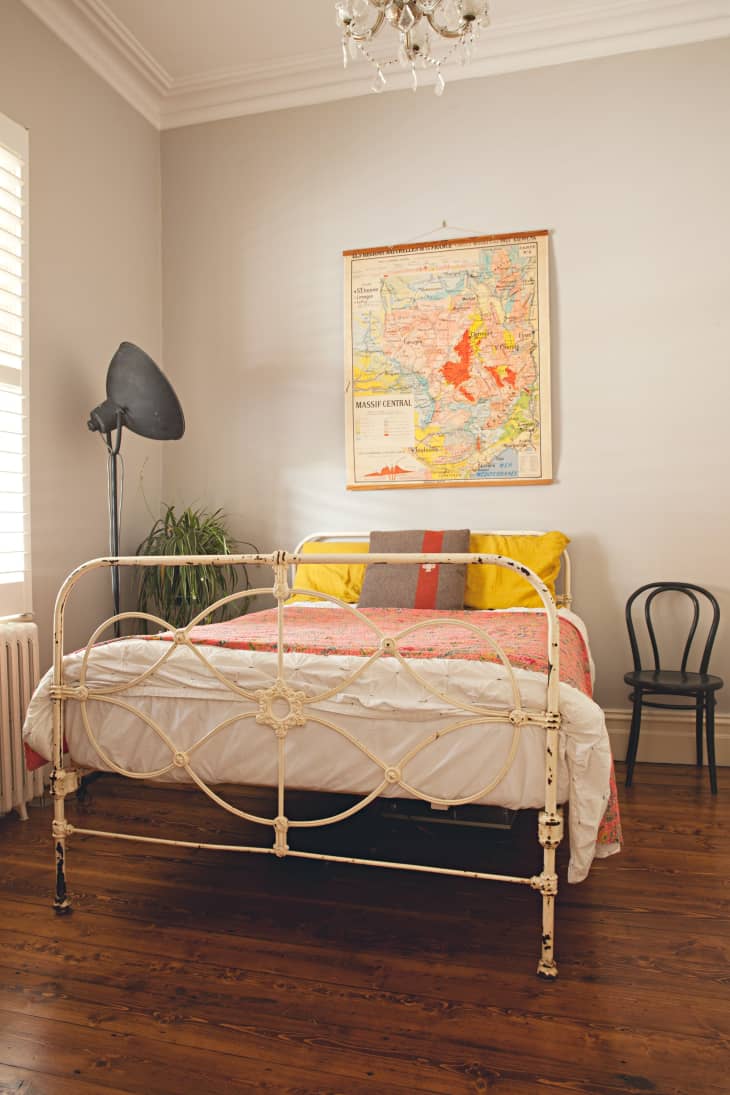 19 Creative Ways To Hang Art Above Your Bed Apartment Therapy